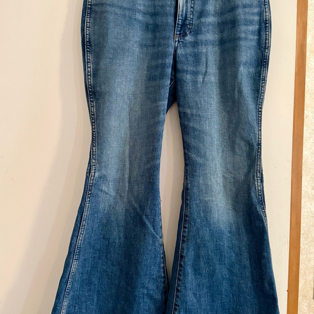 Classic Blue Flared Women's Jeans